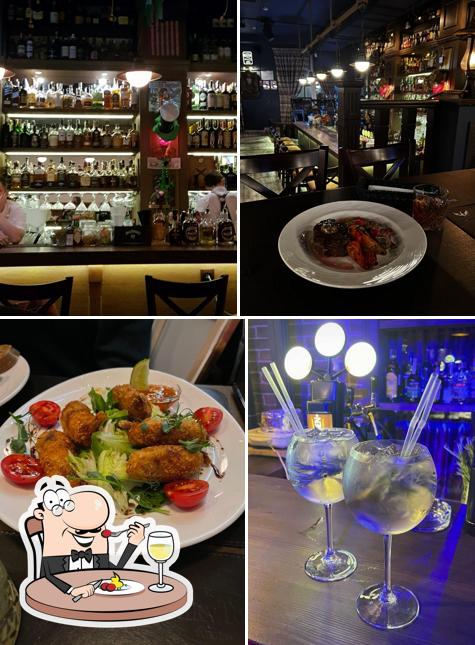 Блюда в "Хонки Тонк Пианино Бар"