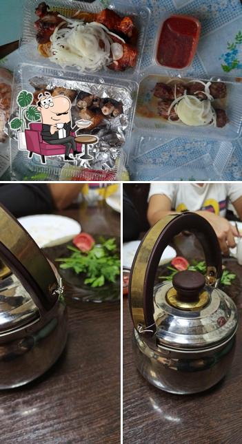 Фото, на котором видны внутреннее оформление и еда в У Эйваза