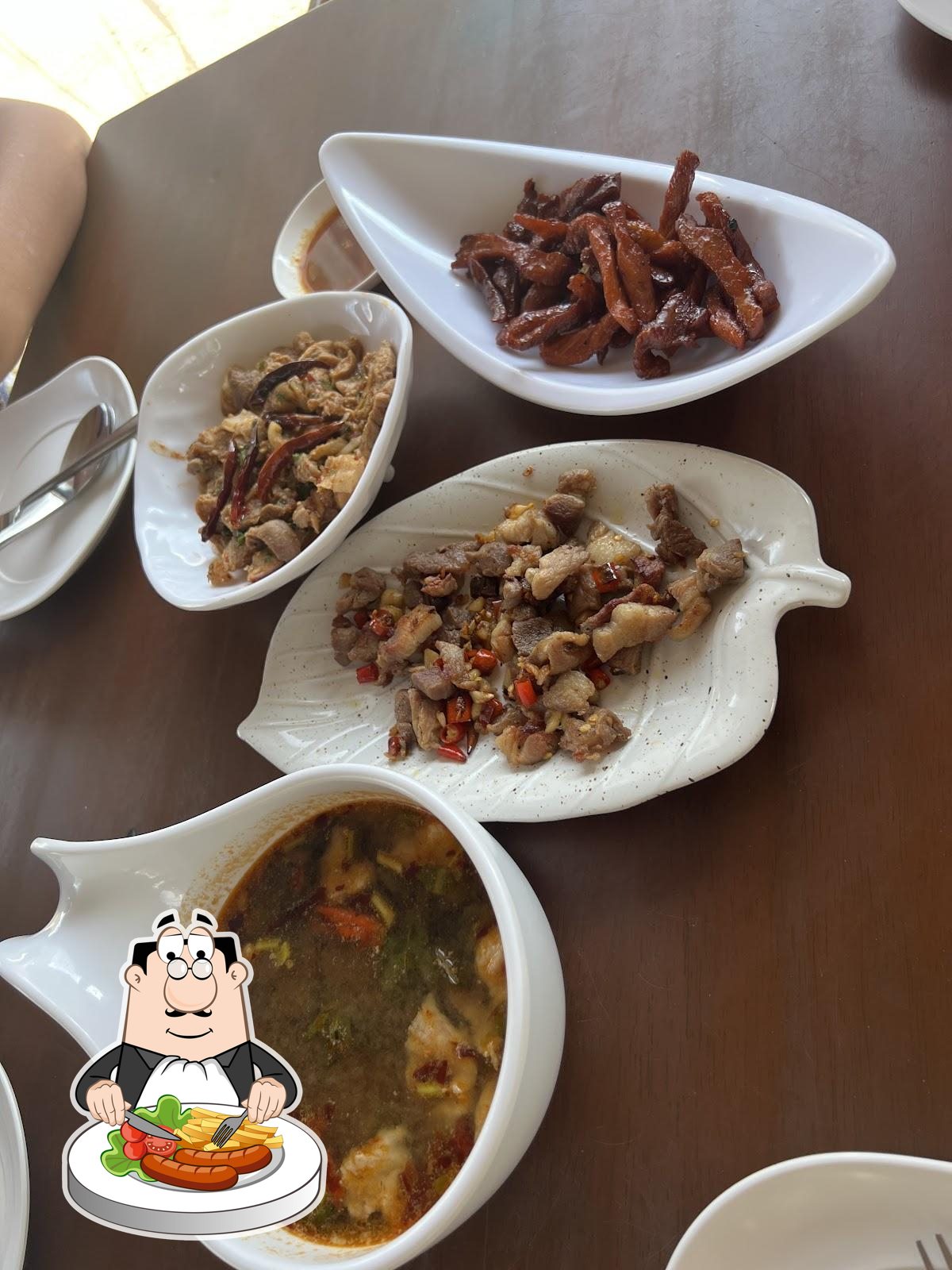 ร้านอาหารอิสาน ครัวคำแพง Krua Kham Phaeng Restaurant (Isan food)