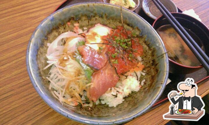 鮮魚 とん屋