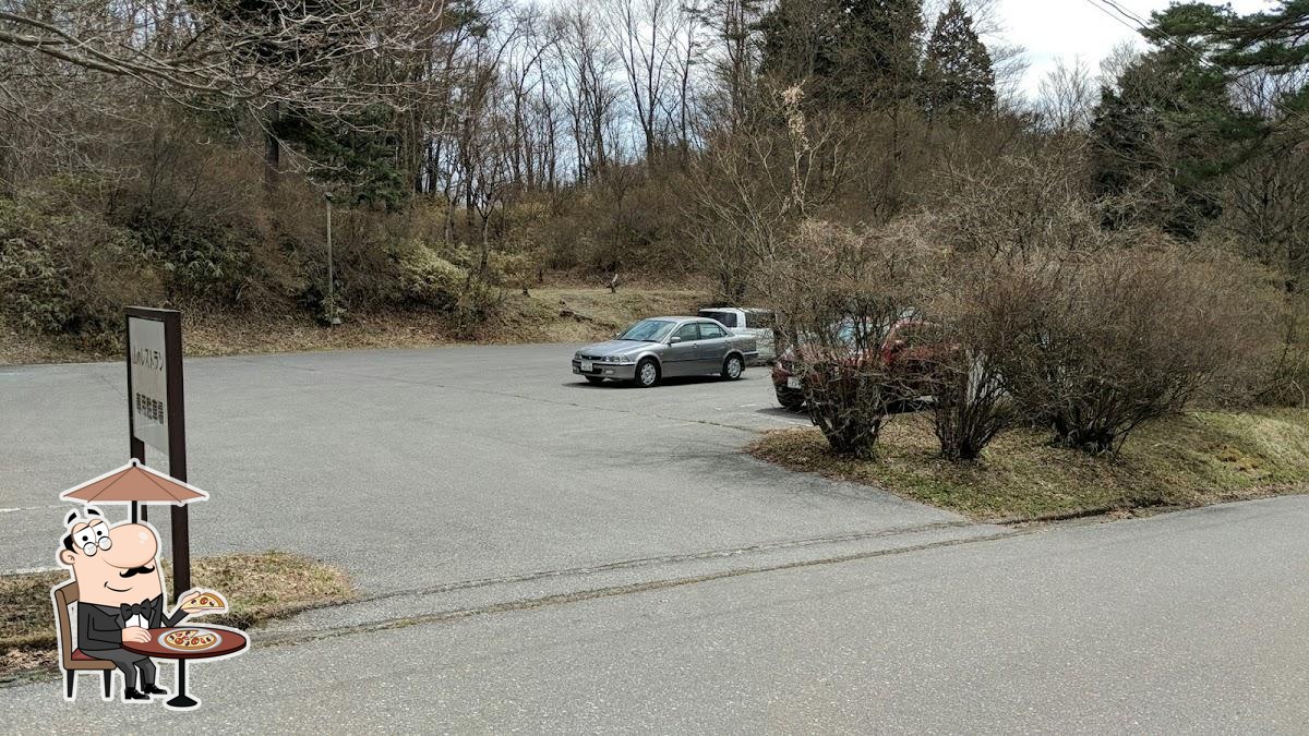 山のレストラン 第二駐車場