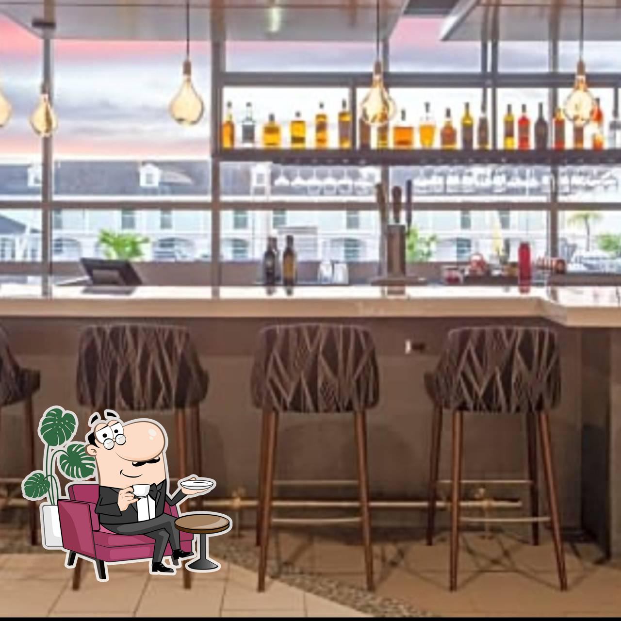 Cellar 6 Kitchen & Rooftop Bar