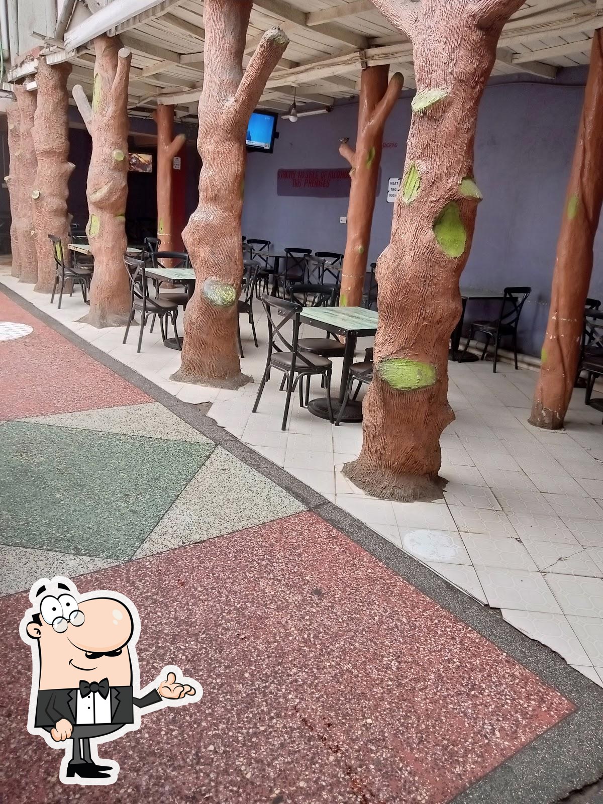 Wings superhighway restaurant