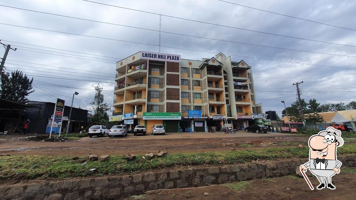 Laiser Hill Plaza