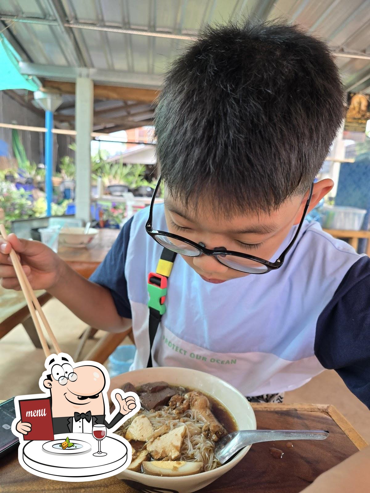 ก๋วยจั๊บหลังวัด