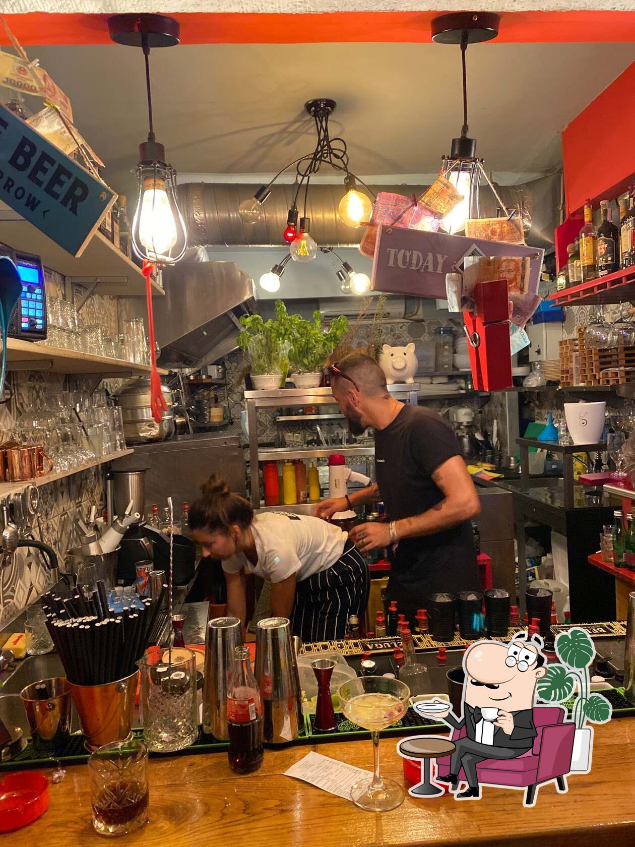 Lola Bar
