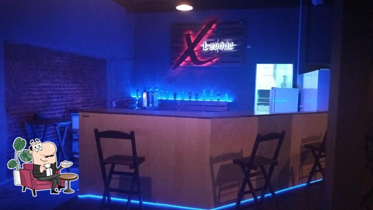 X Lounge