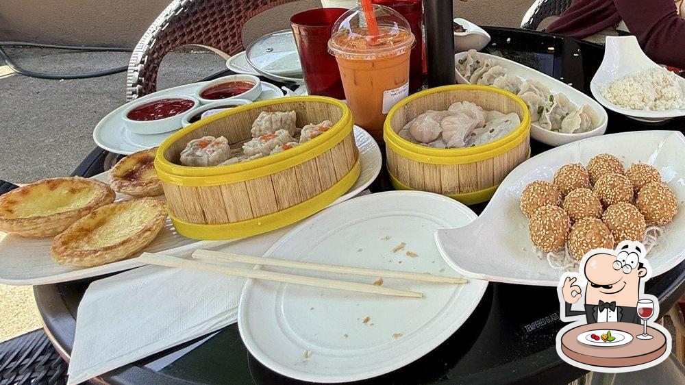Fortune Dumpling House