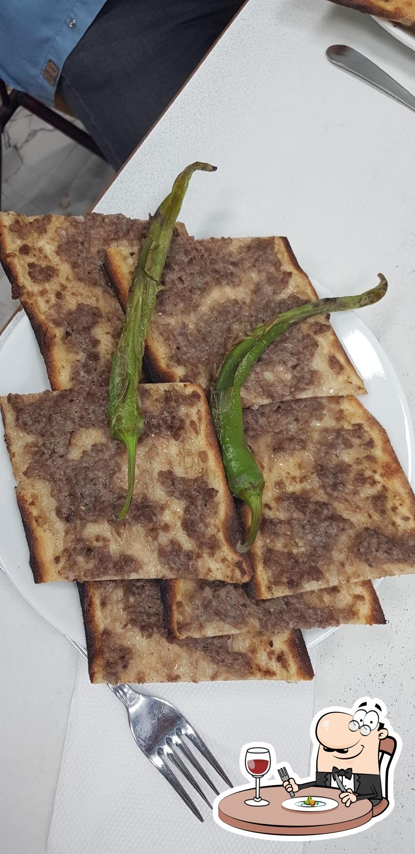 ÜÇ KARDEŞLER ETLİEKMEK