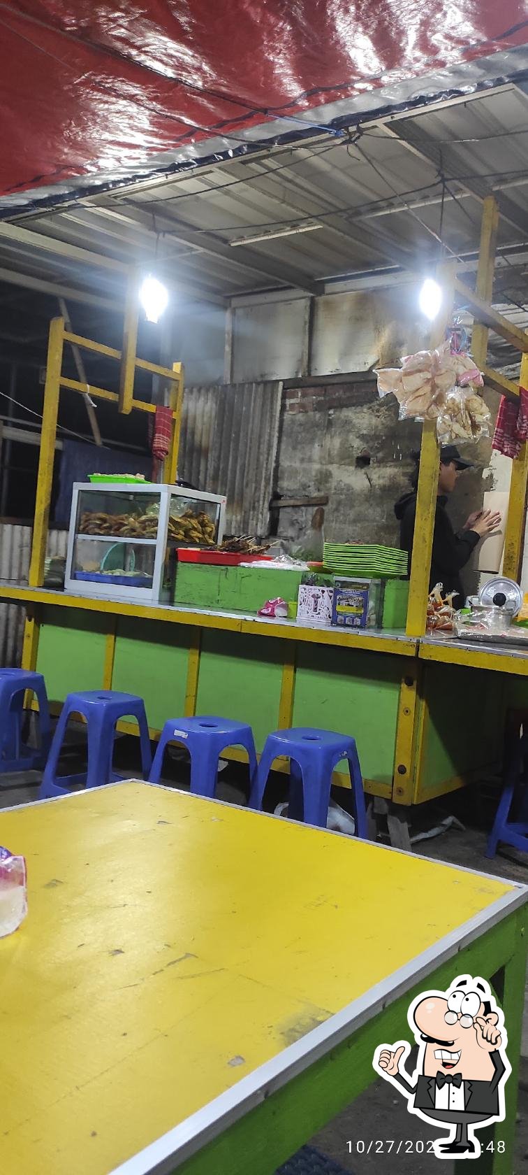 Warung Ayam Kremes