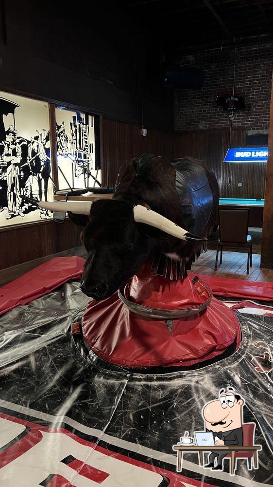 Bushwacker's Saloon & Dance
