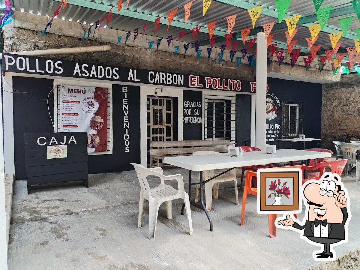 Pollos asado al carbón el pollito pio