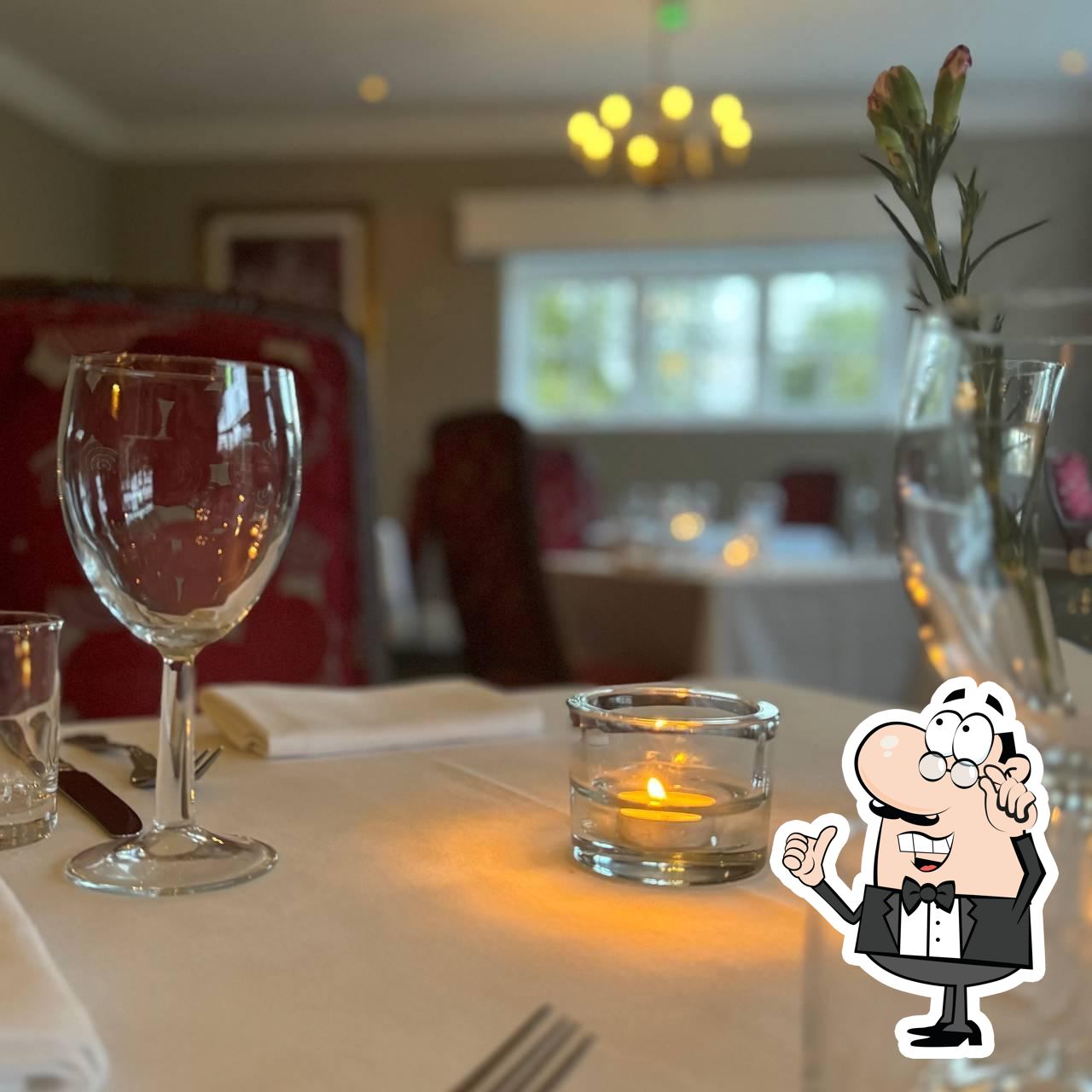 Hamilton's Restaurant at Grovefield Hotel