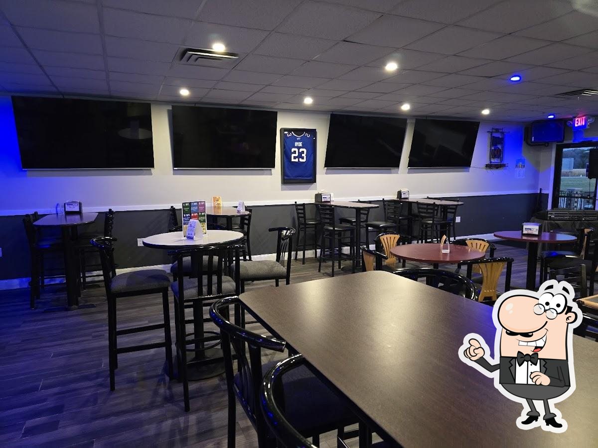 Bowlero Lanes Fun Center Fostoria