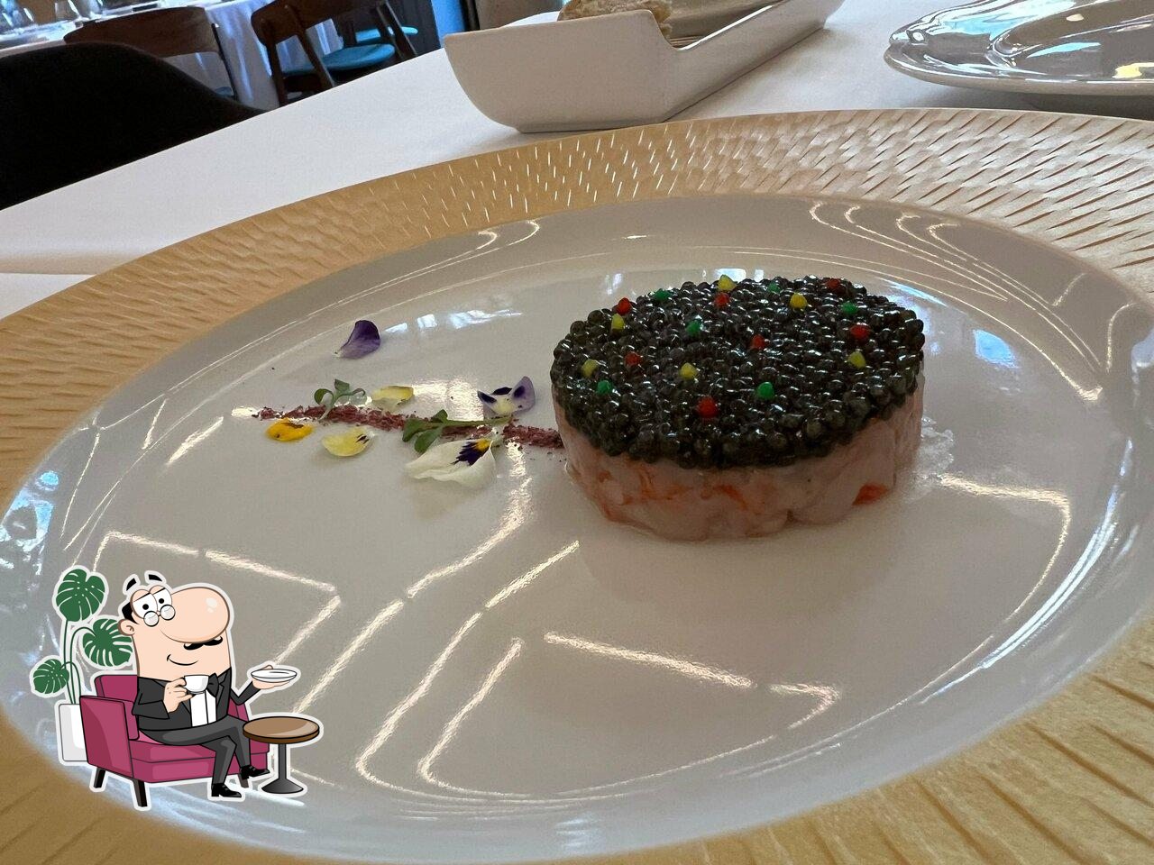 Забронируйте столик в "Regent".