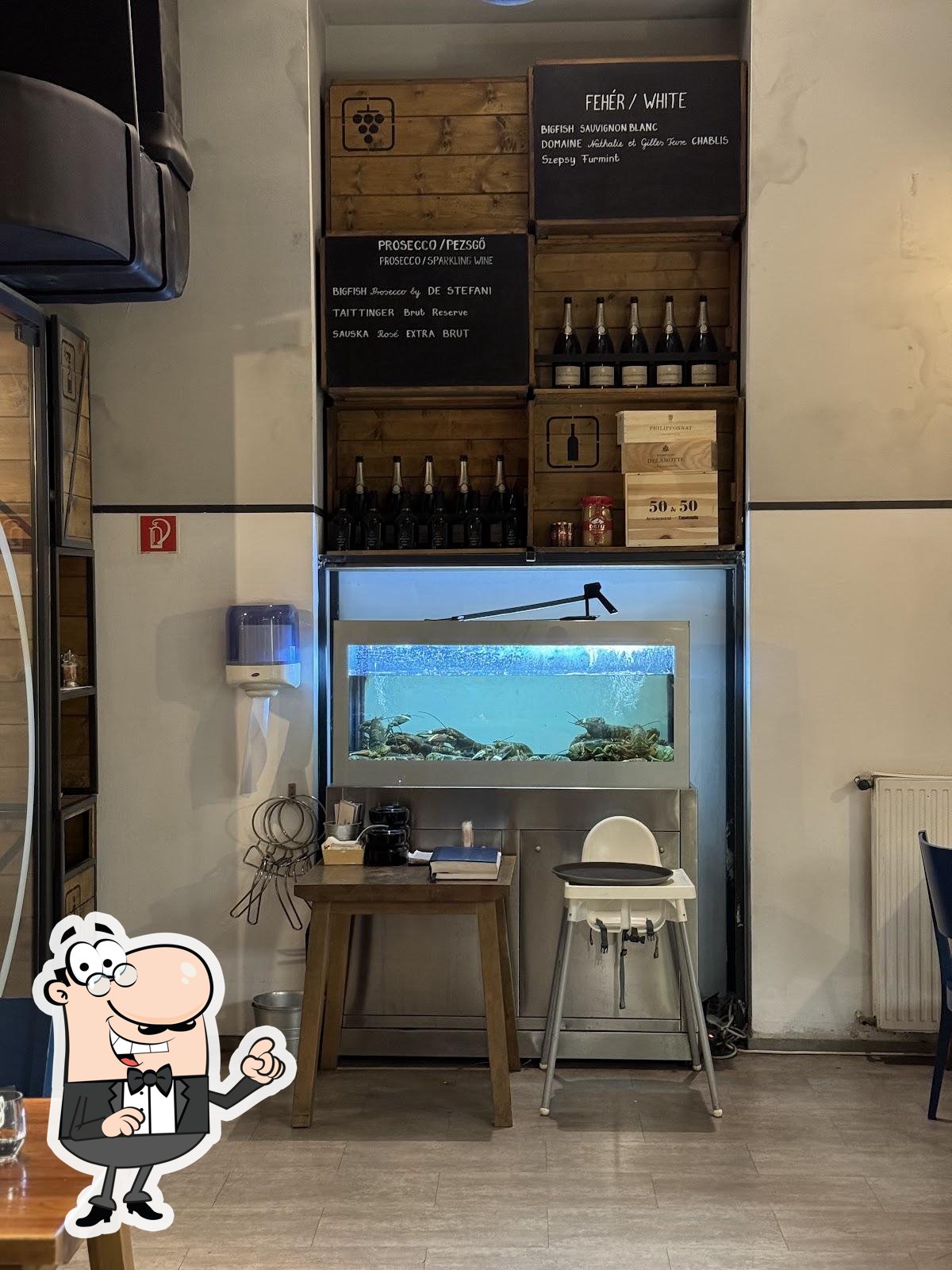 Забронируйте столик в "Bigfish Seafood Restaurant".