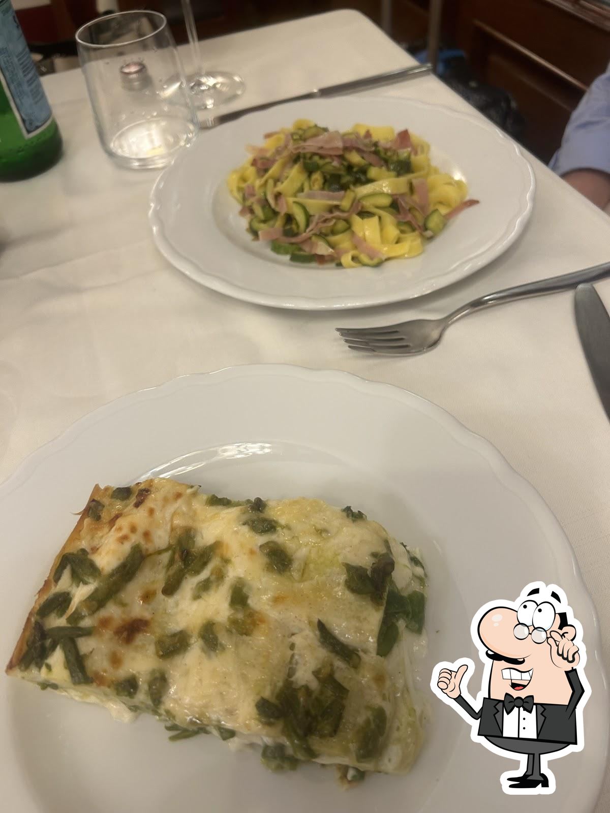 Забронируйте столик в "Trattoria Leonida".