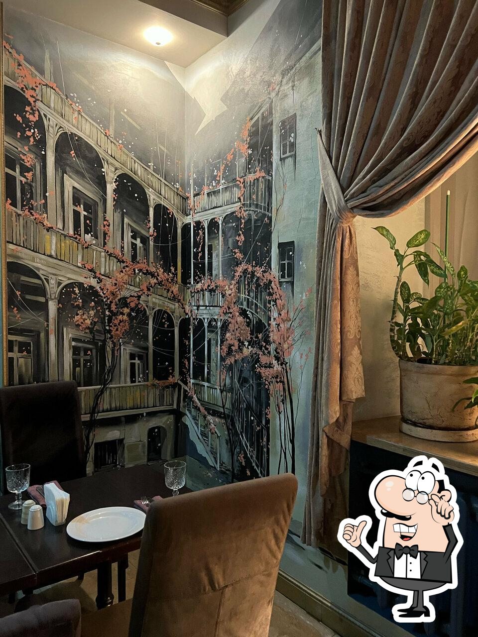 Посмотрите на внутренний интерьер "Мацони".