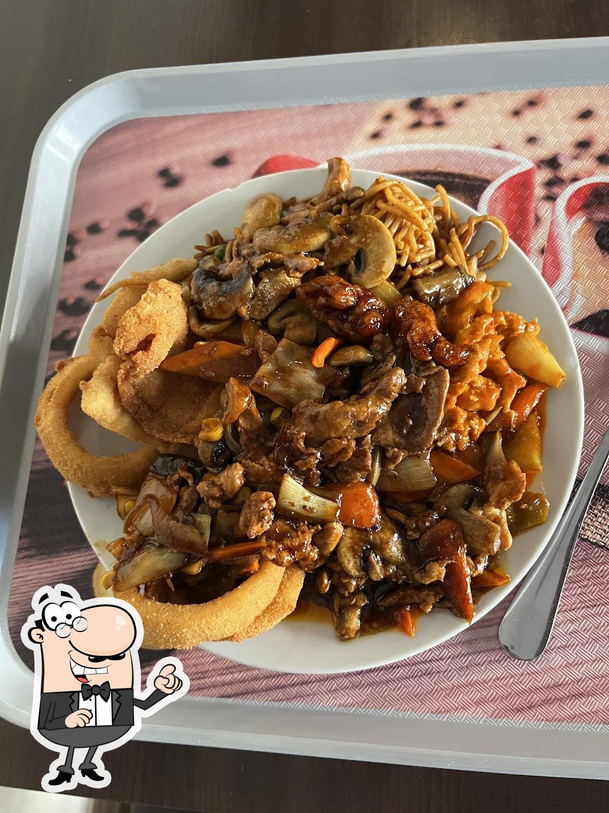 Забронируйте столик в "Kelly's wok".