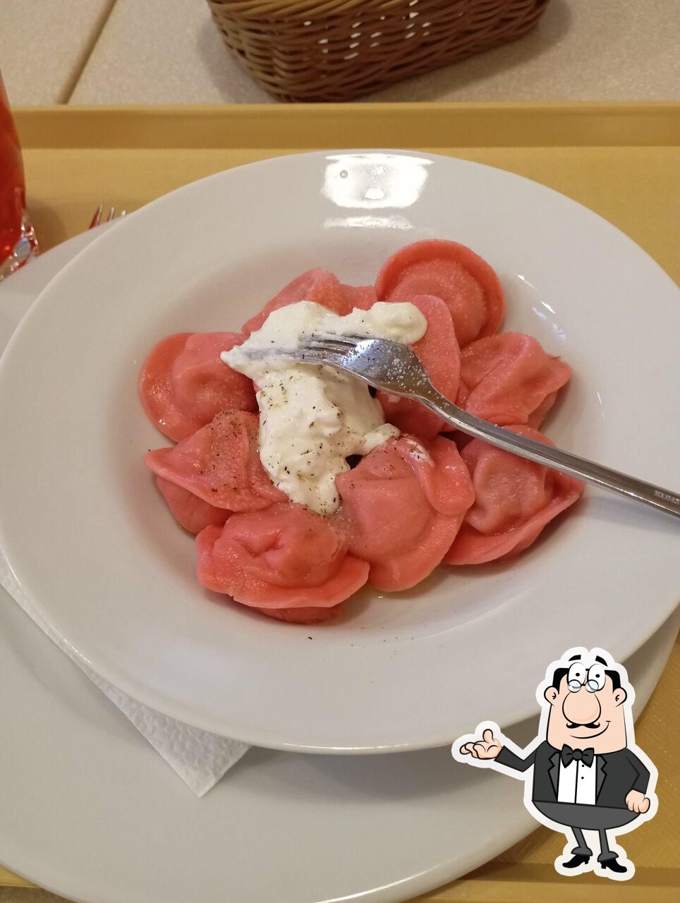 Посмотрите на внутренний интерьер "Лепота".