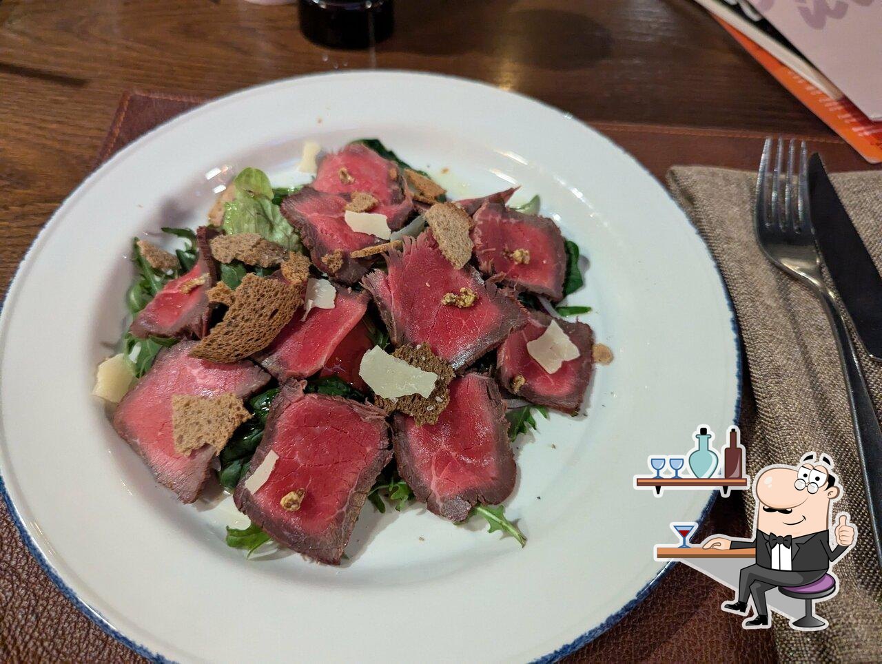 Забронируйте столик в "Steak it easy".