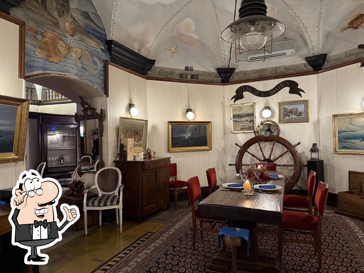 Забронируйте столик в "Lanterna Blu".