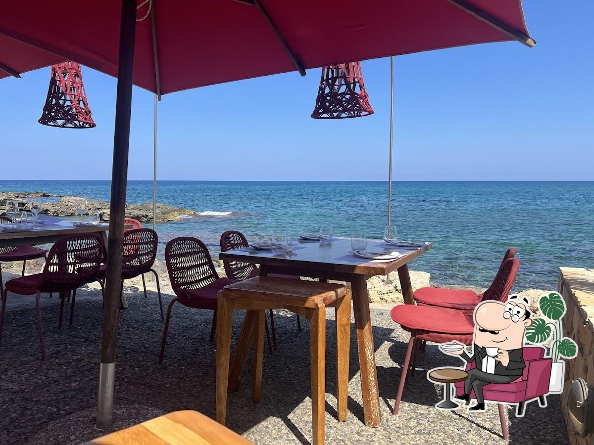 Интерьер "PRIMA PLORA Οrganic Restaurant & Wine Bar - Rethymno".