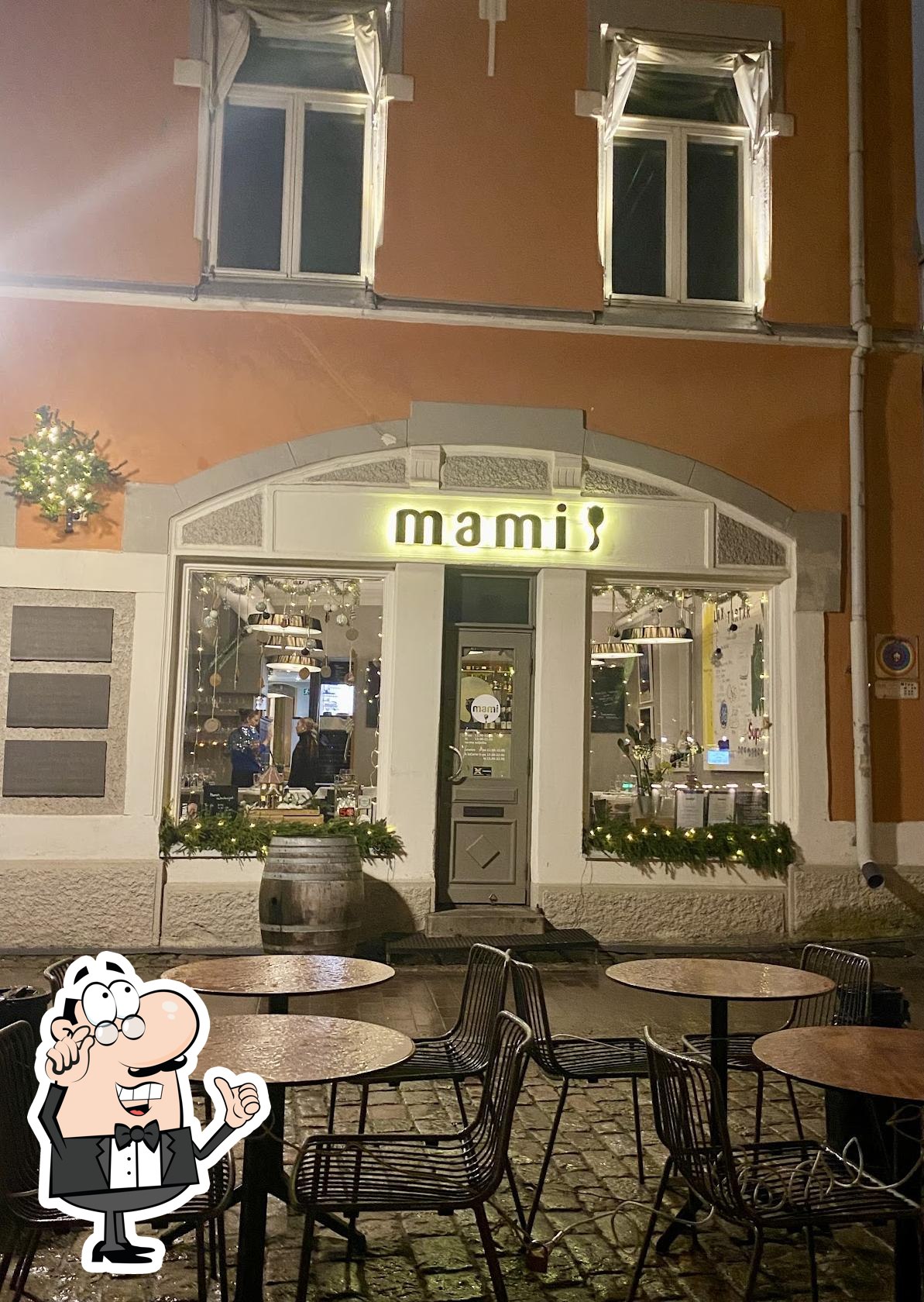 Интерьер "Mami".