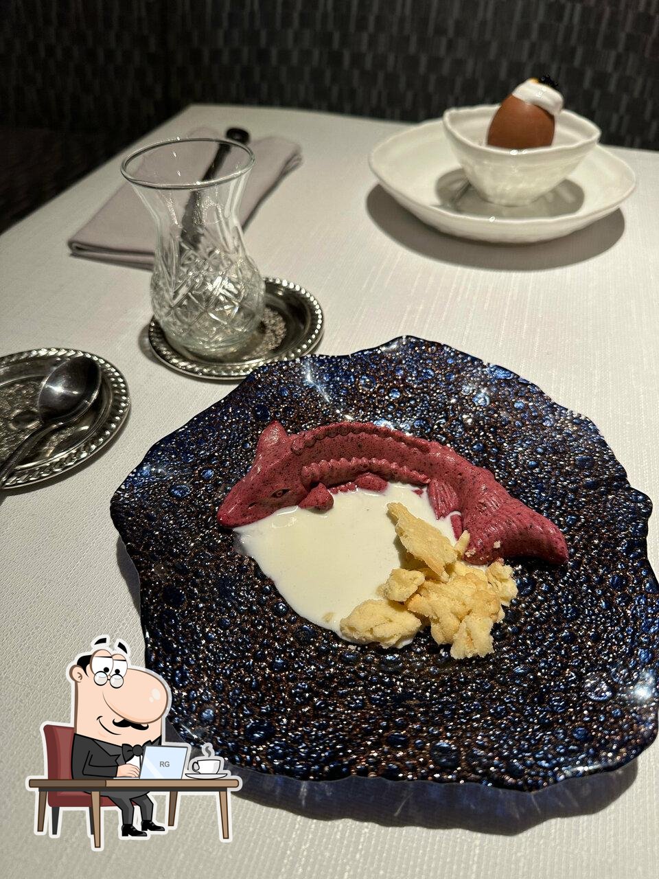 Забронируйте столик в "Супberry".