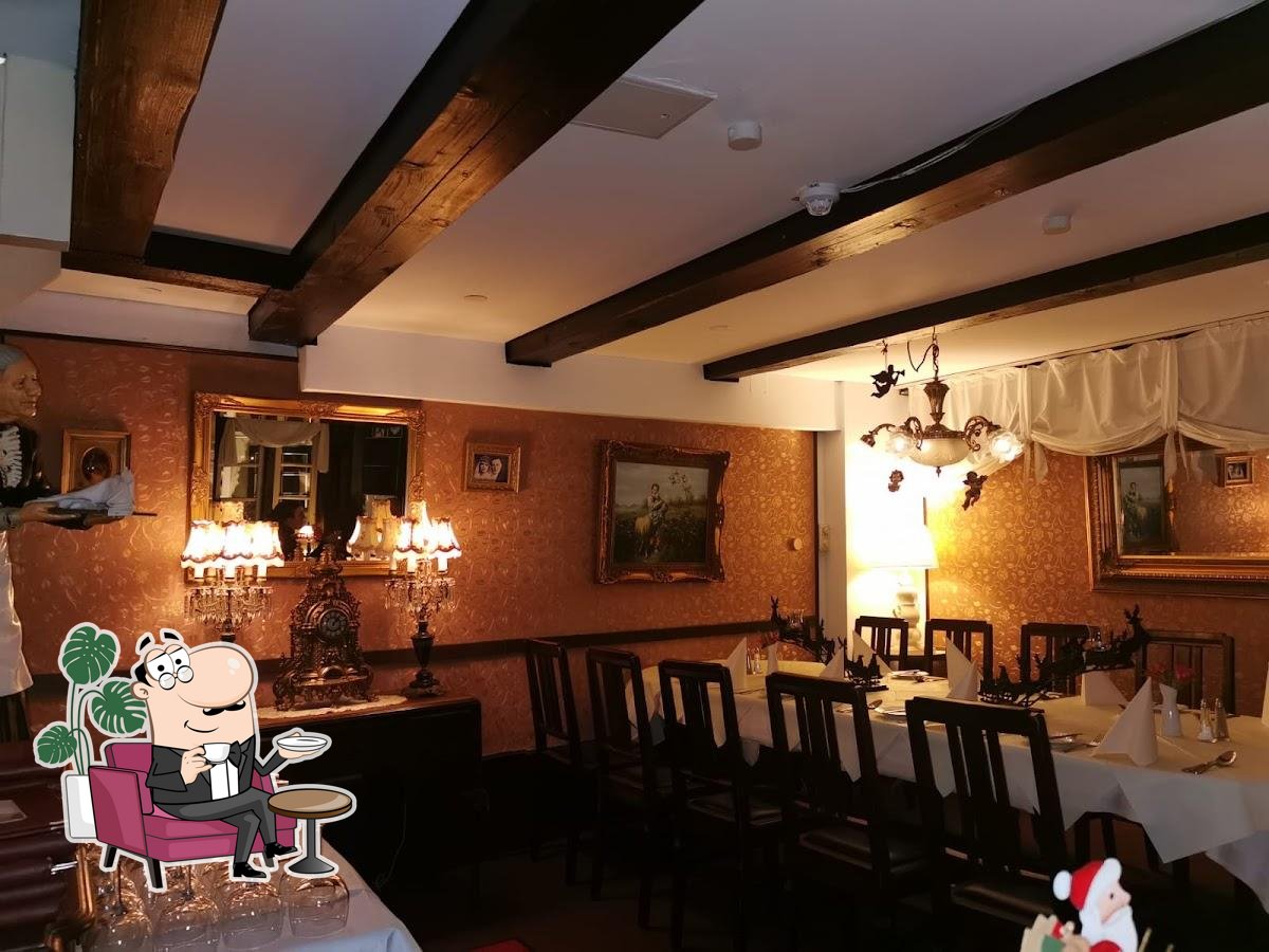 Забронируйте столик в "Krameramtsstuben".