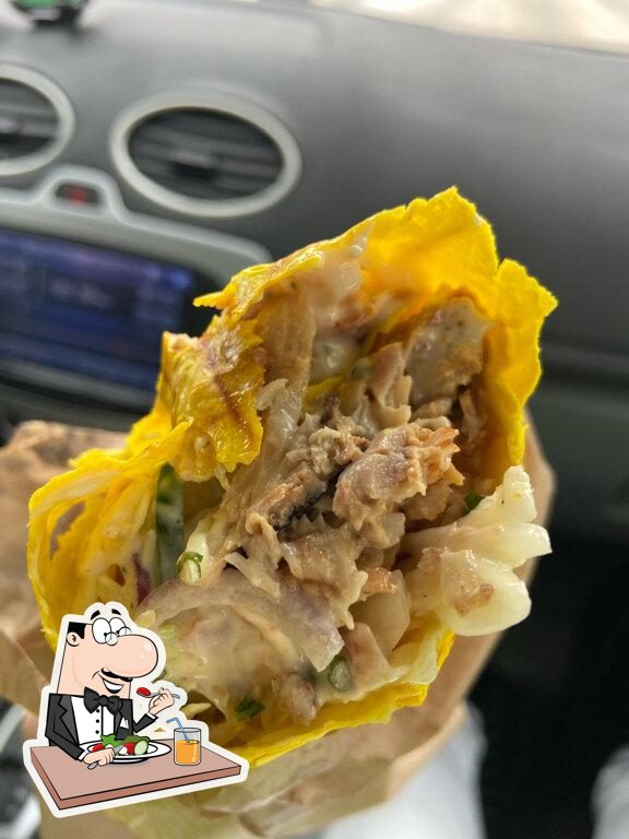 Еда в "Gyros kebab"