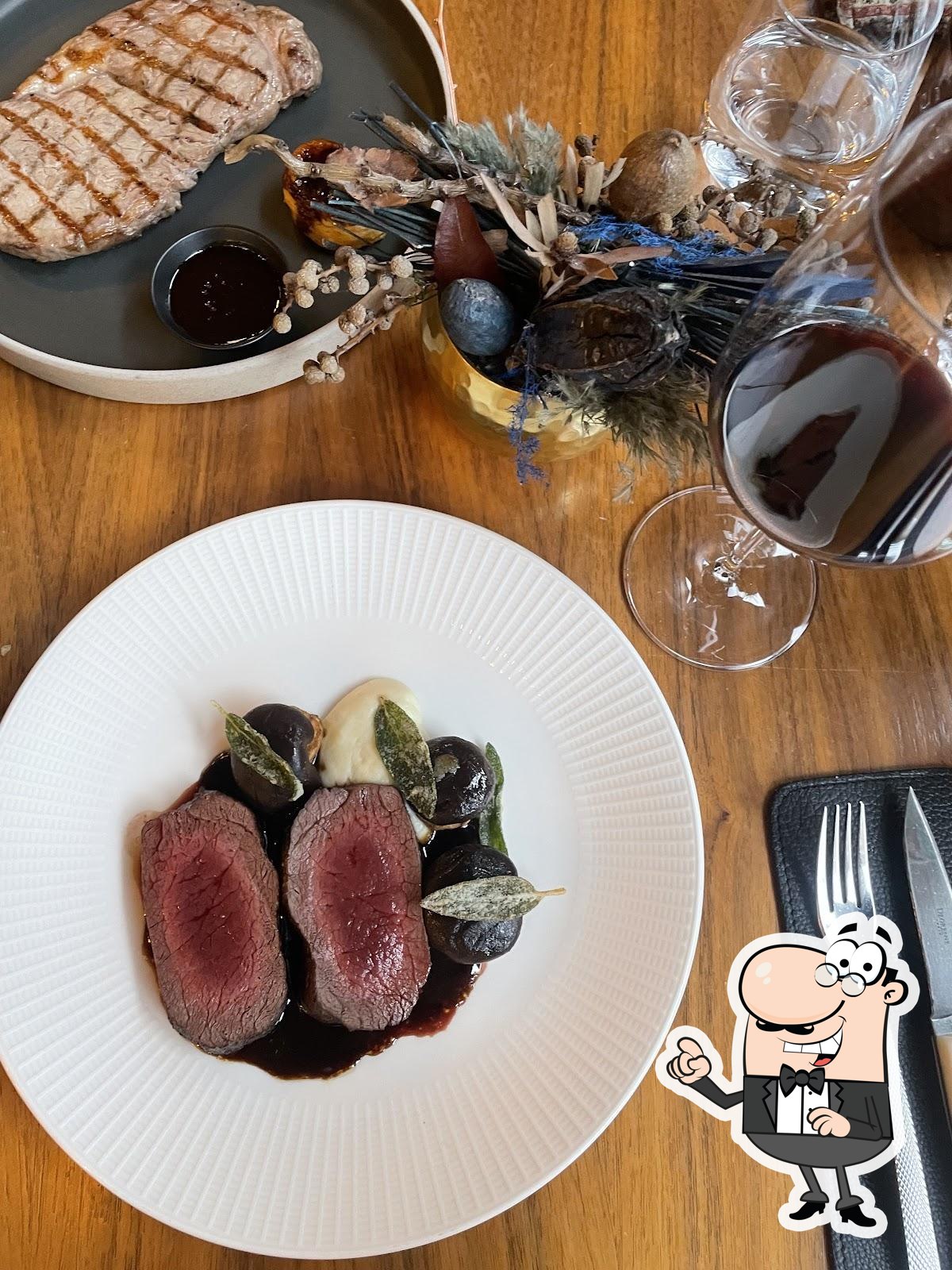 Забронируйте столик в "Chef's Corner".