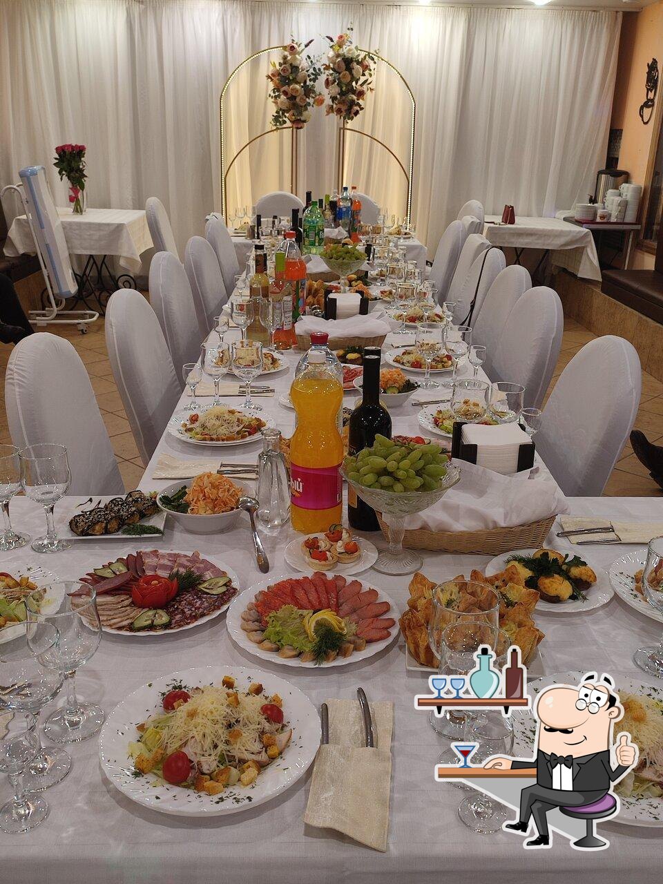Забронируйте столик в "Жаркое".