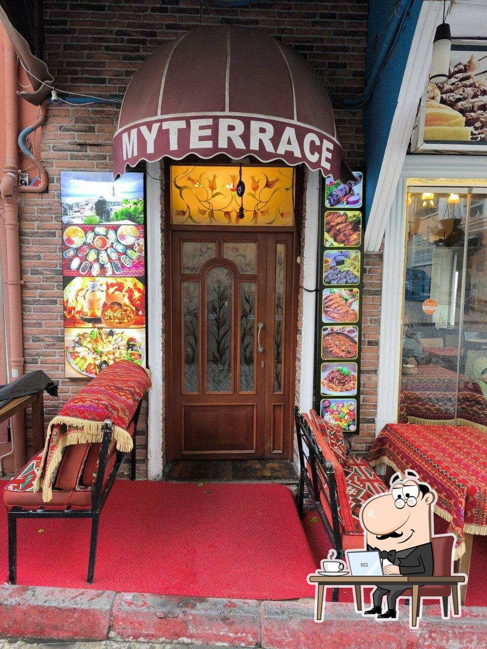 Забронируйте столик в "My Terrace Cafe & Restaurant".