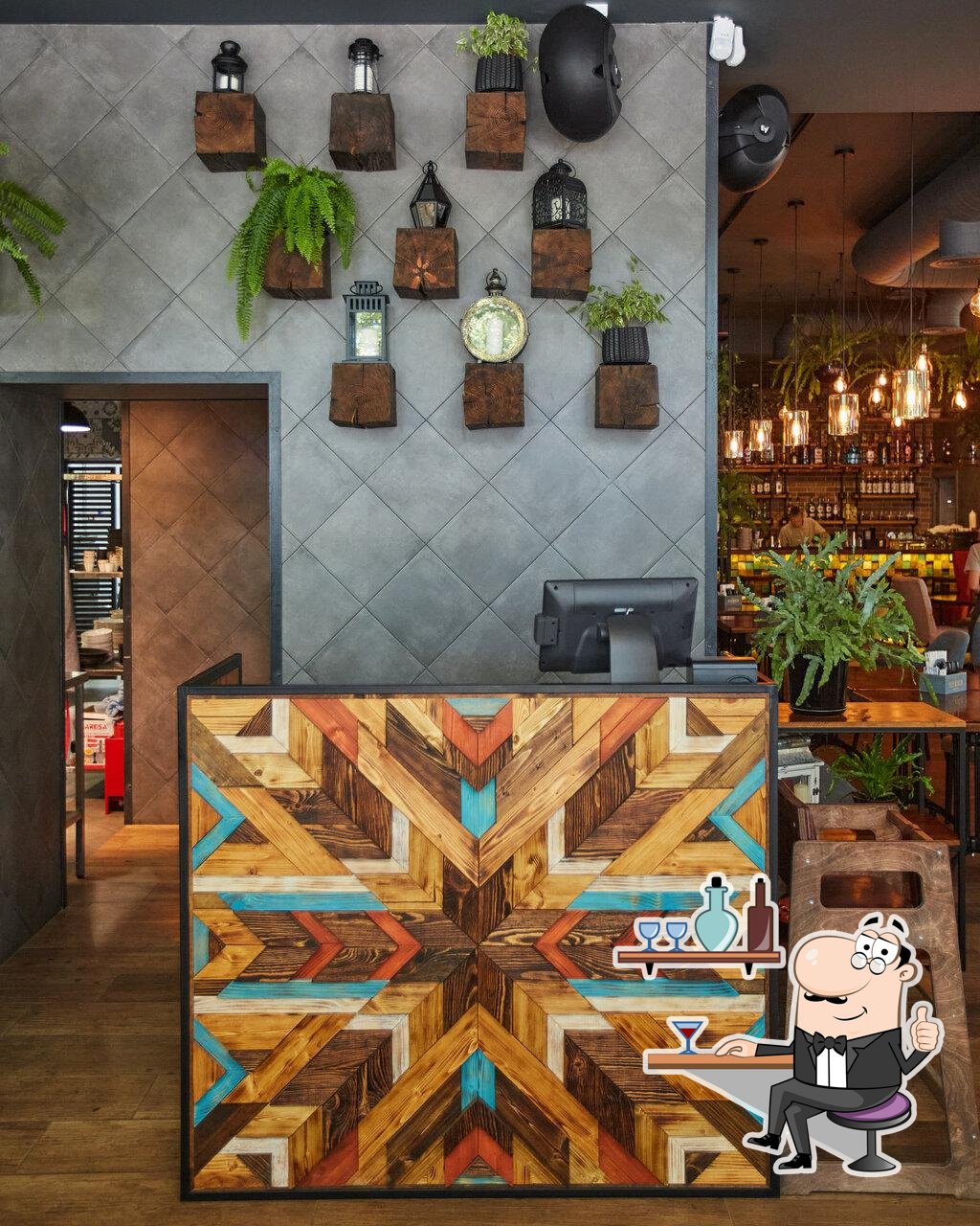 Посмотрите на внутренний интерьер "Веранда".