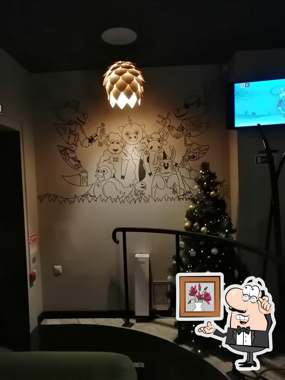 Интерьер "Волки & Ёлки".