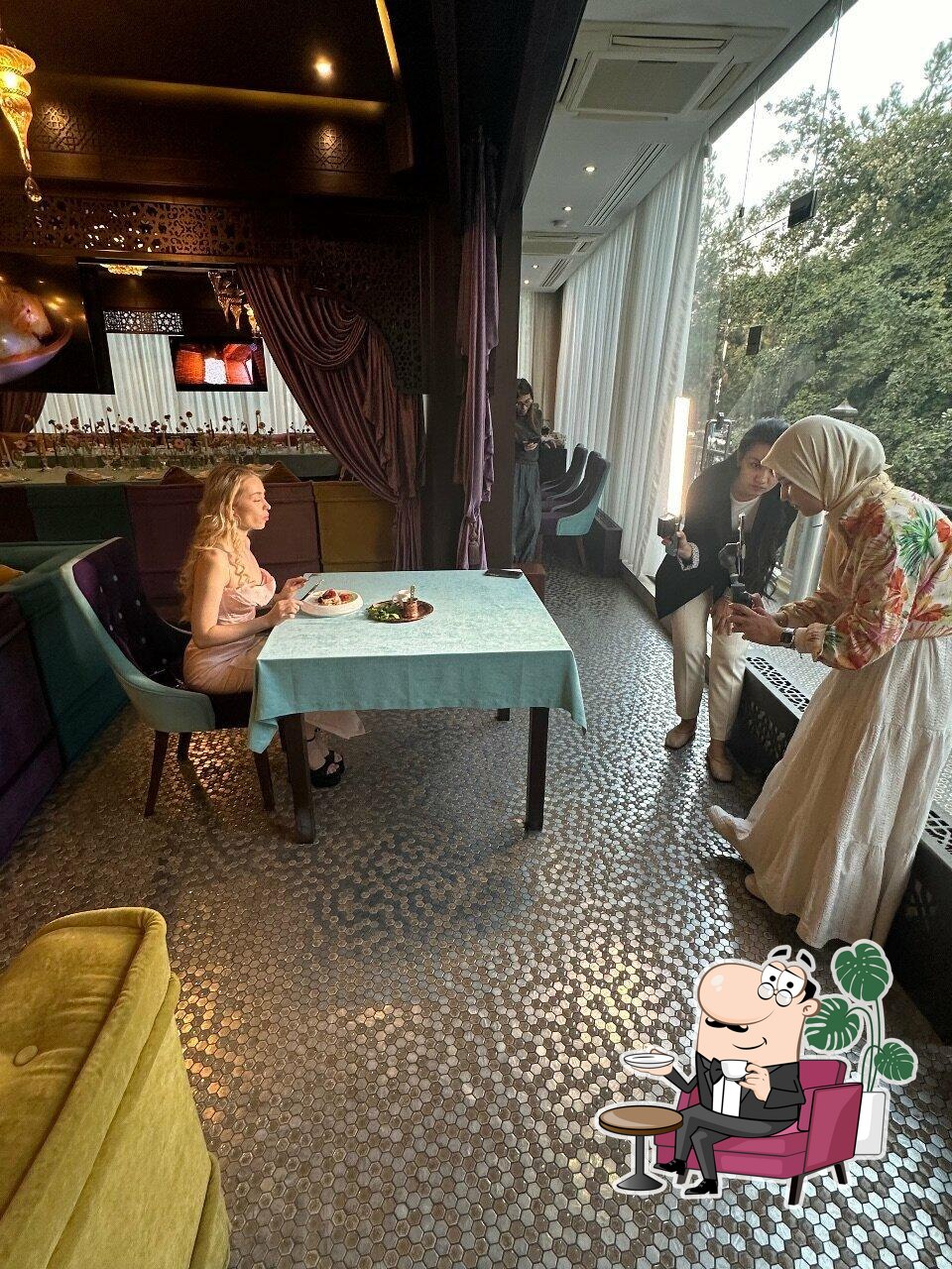 Забронируйте столик в "Cafe 1991 Tashkent".