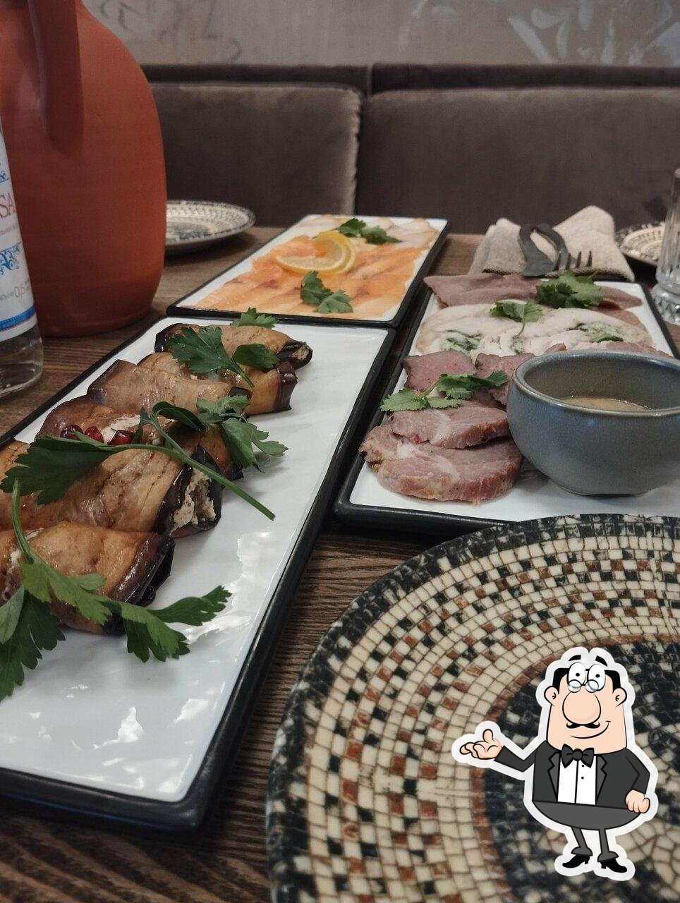 Посмотрите на внутренний интерьер "Felicita".