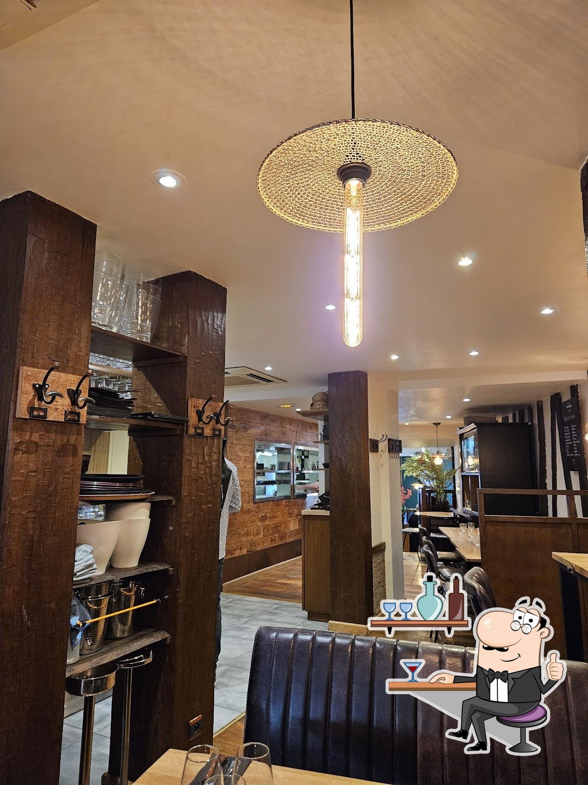 Интерьер "Le Bistrot d'Arthur".