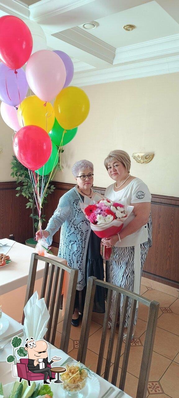Забронируйте столик в "Каприз".