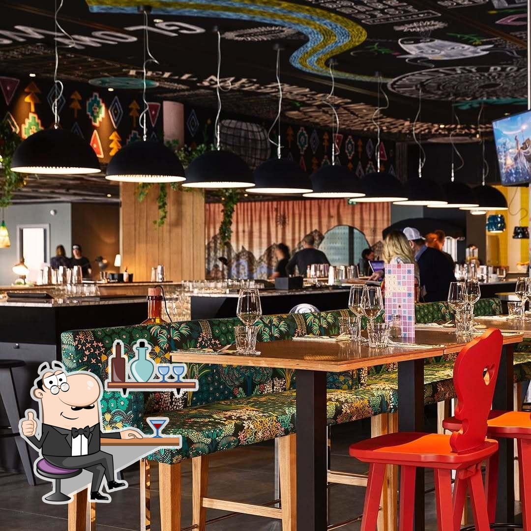 Забронируйте столик в "Mama Restaurant Belgrade".