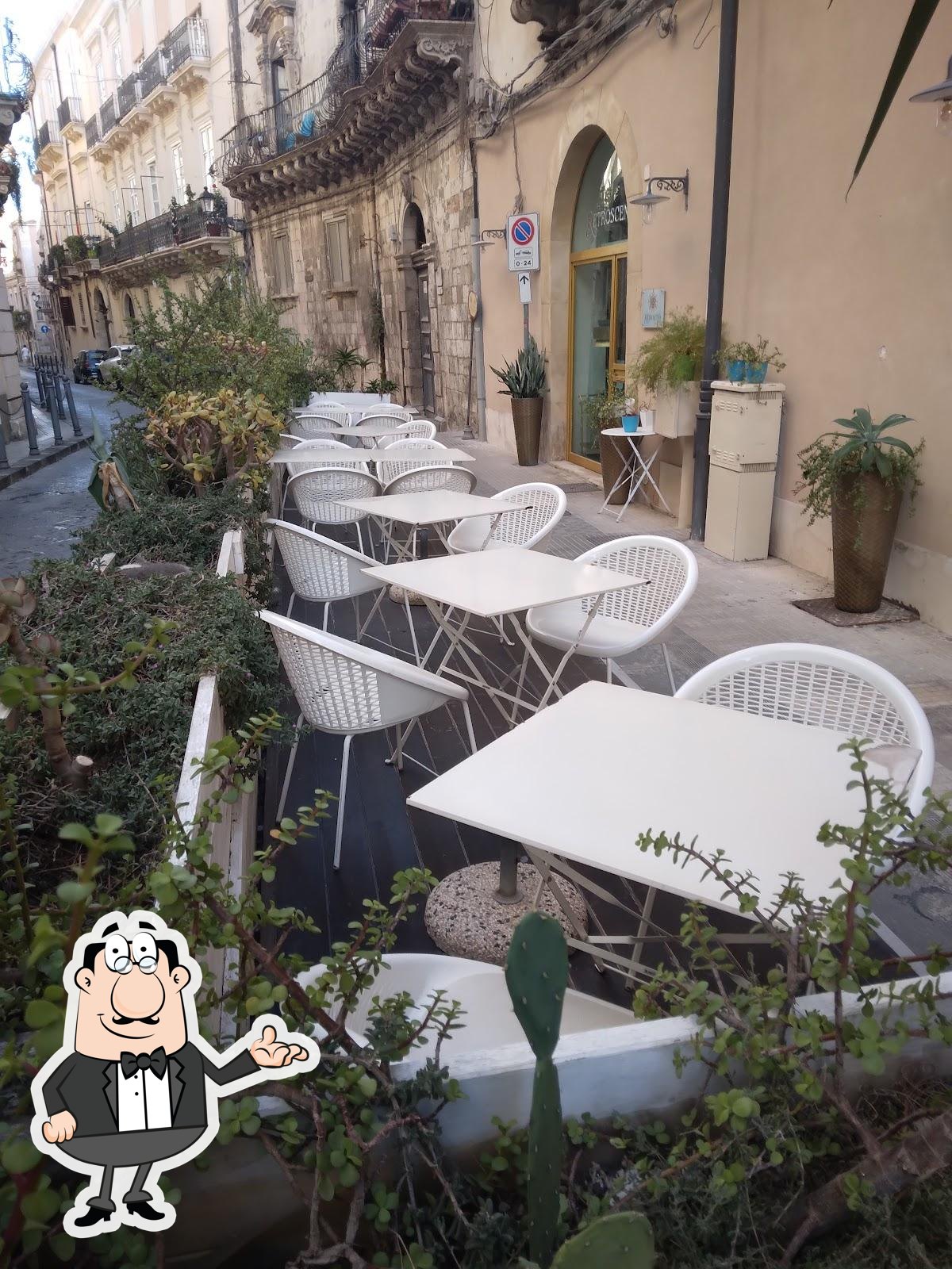 Забронируйте столик в "Ristorante Retroscena - Siracusa".