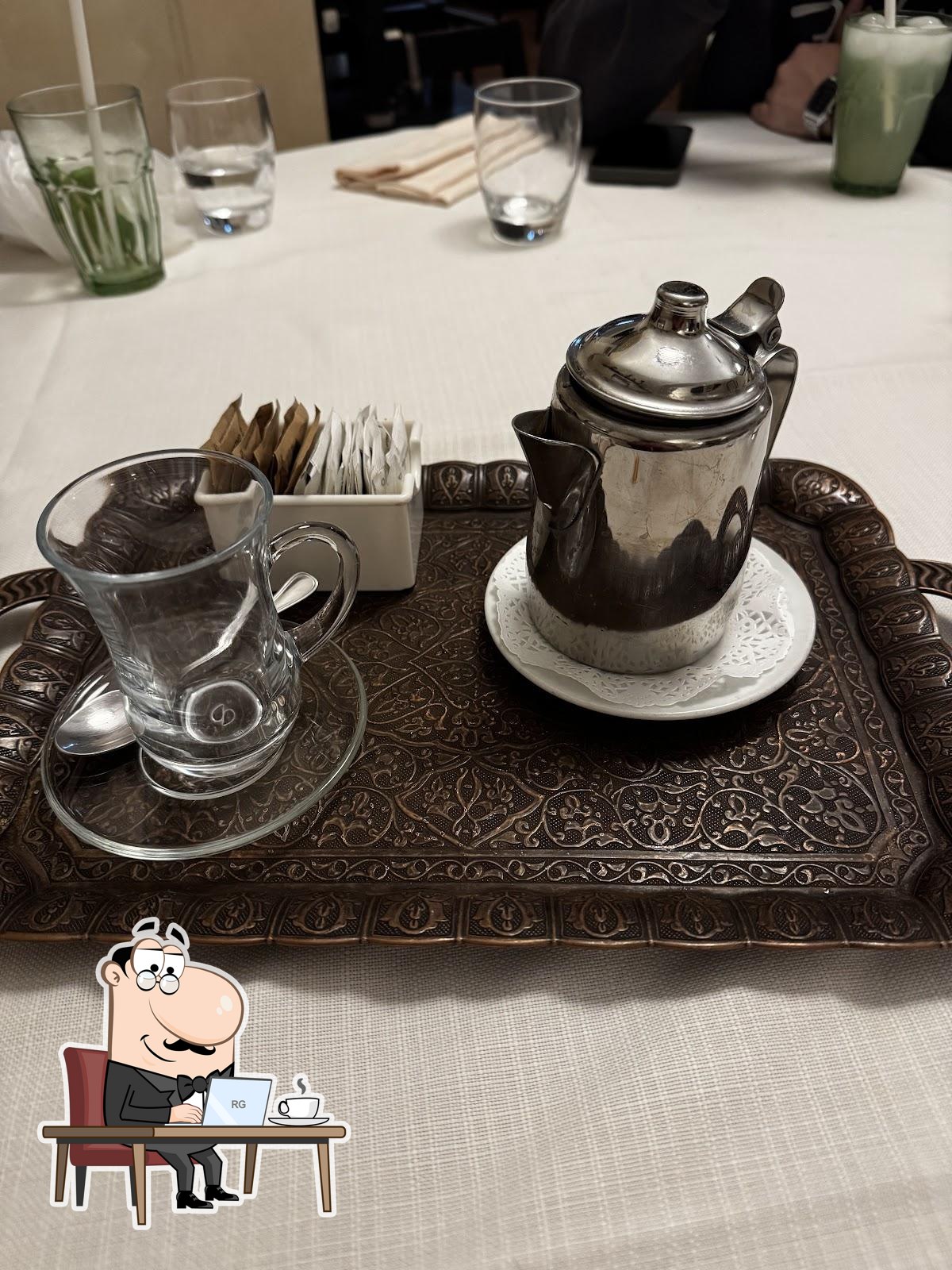 Интерьер "Mandaloun".