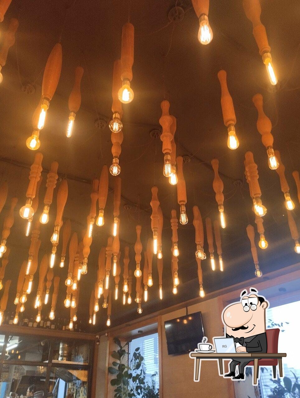 Интерьер "Каре".
