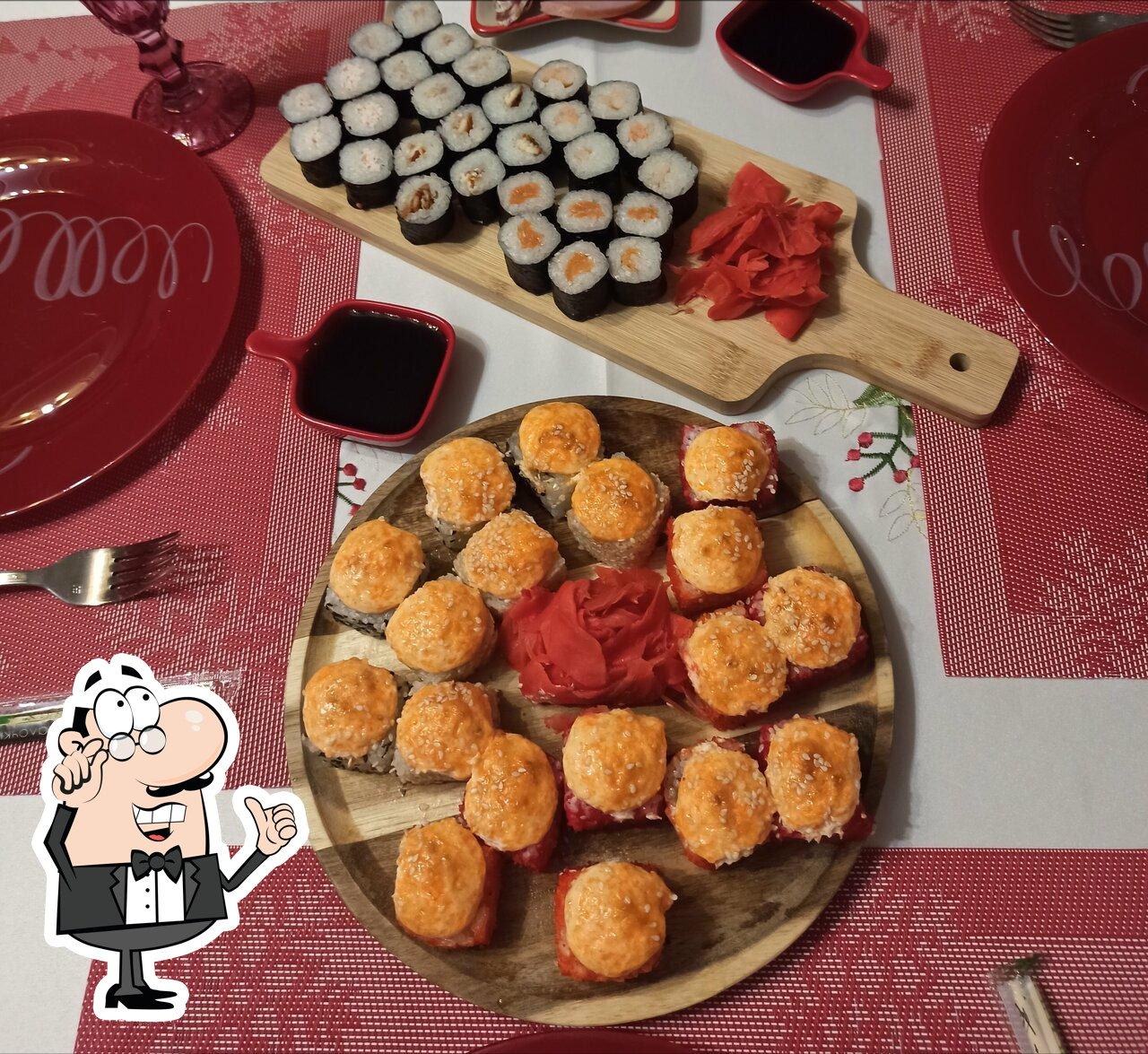 Посмотрите на внутренний интерьер "Sushi Shop".