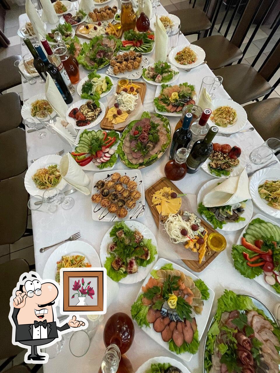 Посмотрите на внутренний интерьер "Айва".