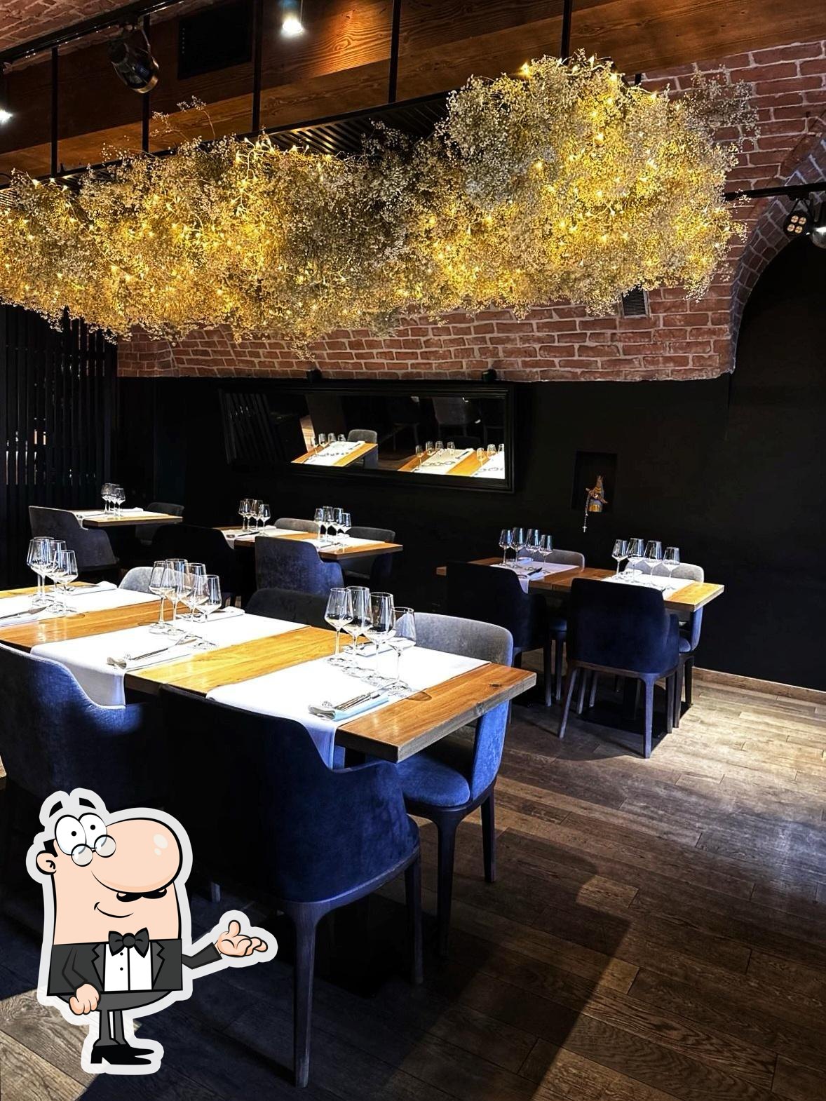 Забронируйте столик в "Pimiento Argentino Grill".