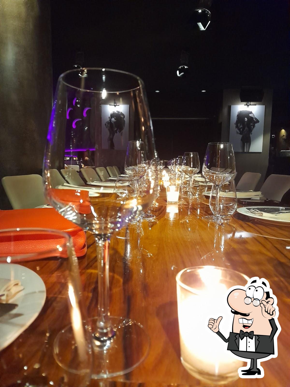 Посмотрите на внутренний интерьер "STK Milan".