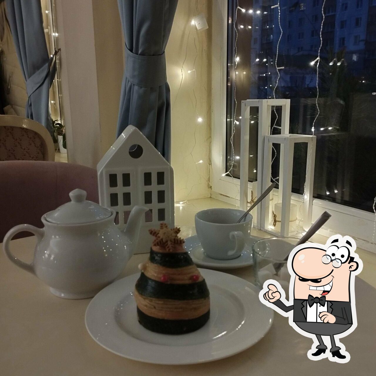 Посмотрите на внутренний интерьер "Мулен".