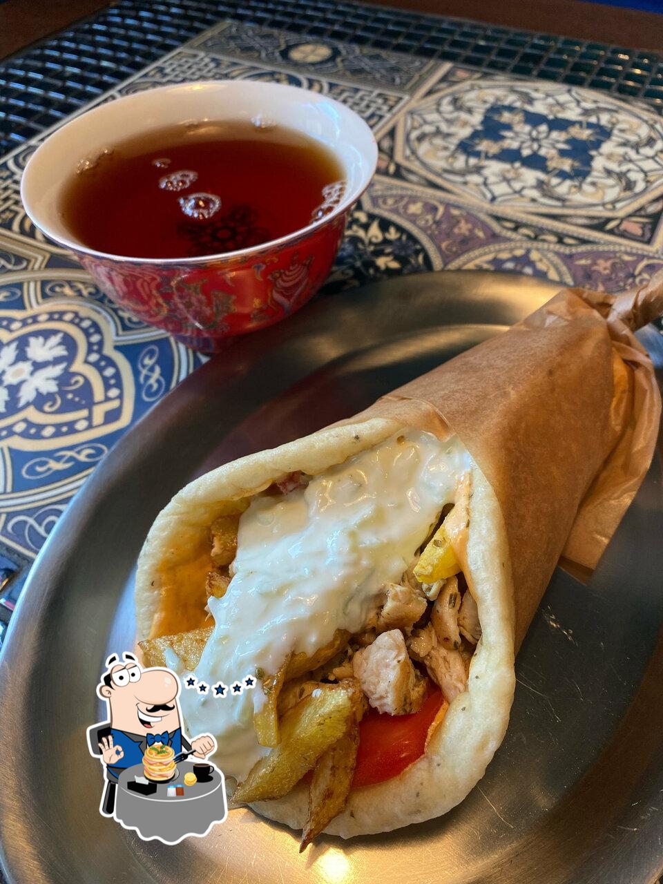 Еда в "Бронз Street Food"